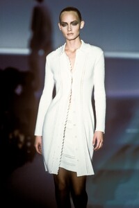 327449550_Valentino1996WomenRTW252.thumb.jpg.a37a65aaf453b320829036e6c686e1cd.jpg
