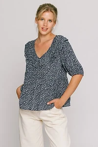 3587-ft30551-floral-print-ruffle-pintuck-blouse-wholesale-fashion-clothing-e8d55e2af6cbcdcb5adf631a26330545.jpg