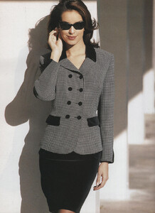 46-FASHIONGUIDEDEWint1998-m.SairaMohan-ph_Unk.thumb.jpg.eb35e72c0e0f4f8d904096cd4782b3d0.jpg