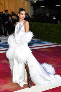 NY - 2022 Metropolitan Museum of Art Costume Institute Gala [1].png