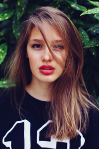 Alice Wieser Lauren-Engel-for-C-HEADS-Magazine-19.jpg