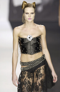 781640321_RoccobaroccoSpring2002LUX0wTTjZc1l.thumb.jpg.97542cf87403e3624a2f019c158b3f03.jpg
