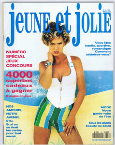 ▬►JEUNE-ET-JOLIE-49-1991-Mode-Fashion-YANNICK-NOAH-MILLA-JOVOVICH-CINDY.jpg