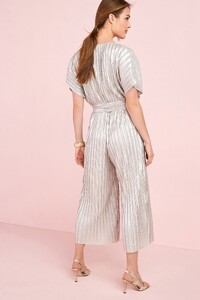856-034s2.jpg