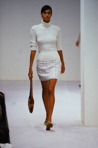 879318336_DolceGabbana1996SS8.thumb.jpg.9f2a592277fb17d45ca5898a58cbb044.jpg