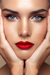 930025925_Editorialfaddymag-1.JPG