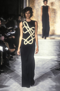 966700751_DirkBikkembergs1997WomenRTW60.thumb.jpg.84bdf01dd3d3900275ea5ac39cfb31b0.jpg