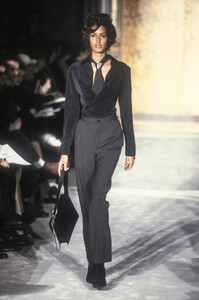 968754540_DirkBikkembergs1997WomenRTW72.thumb.jpg.f60368a0b6884d78cdd3a9a51332c7f3.jpg