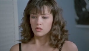 984348011_Sophie_Marceau_LEtudiante.avi_snapshot_00.29_2012.02.21_18.55.08_122_144lo.jpg