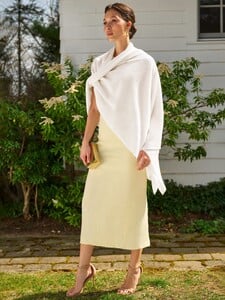 4547T_CASHMERE-TRAVEL-WRAP_WHITE_VY_03 yada villaret.jpg