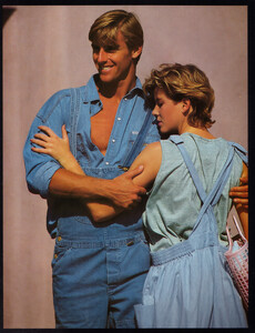 ClicSeSummer84no2Jeans02.thumb.jpg.76d96200e2d43b12f43aee286522aefb.jpg