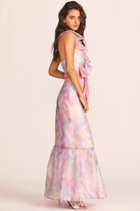 D1481-1085-MARIS-GOWN-FAIRYTALE-PRINTED-004_result.jpg