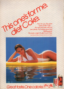 DietCokeAdFamilyCircleUK100785no7.thumb.jpg.ca3c71e899a94215460d94f2b8592089.jpg