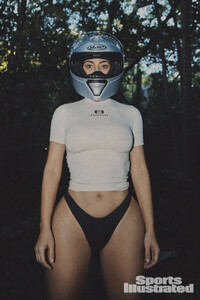 F_0007.jpg