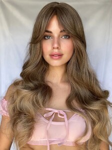 Facetune_29-04-2022-18-51-02_1024x1024@2x-x.jpg