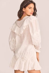 LT826-1131-BUNNIE-BLOUSE-TRUE-WHITE-005_result.jpg