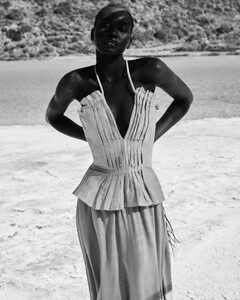 VOGUE_ITALIA-12-119_v3_web.jpg
