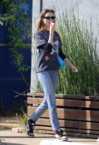 behati-prinsloo-at-an-office-building-in-los-angeles-05-04-2022-5.jpg