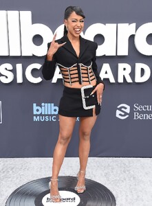 liza-koshy-at-2022-billboard-music-awards-in-las-vegas-05-15-2022-0.jpg