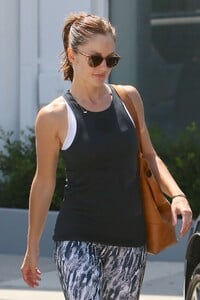 minka-kelly-leaves-a-gym-in-west-hollywood-07-15-2015_1.jpg