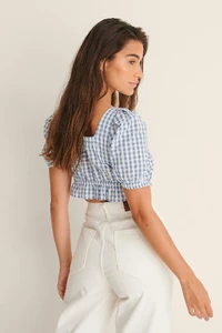 nakd_gingham_cropped_top_1100-004383-0055_02b_r.jpg