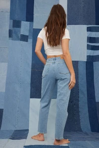 nakd_nakd_mid_waist_slim_leg_jeans_1100-006221-0047_0276.jpg