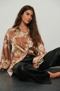 nakd_printed_satin_shirt-1018-008319-1466_04a.jpg