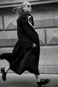 09_211010_FilippaHagg_349_BW_Warm_3000x-x.jpg