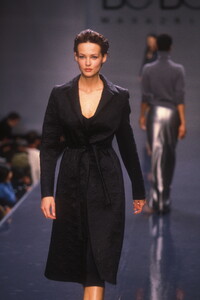 104712771_BCBG1997WomenRTW79.thumb.jpg.33afc0ced8413e58ae71c37e63af517a.jpg