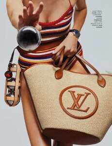 Elle_France_-_30_Juin_2022 -page-002.jpg