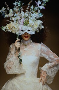 1156712438_EmanuelUngaro1995HauteCouture85.thumb.jpg.ff87b1b57422da4c9893fdbde16c1381.jpg