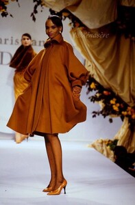 1194561723_ChristianDior(GianfrancoFerr)AH1990-91.(4).thumb.jpg.5566438a1f1e88bc77a8f369a3e970e3.jpg