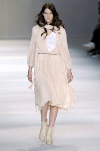 fal 2004 isabel Marant.jpg