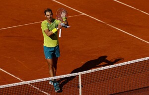 1370701283_frenchopen2022rafaelnadalphotosfromhis3rdroundmatchat2022frenchopen12.thumb.jpg.39dfdd9d2e945ee5607d3fccca25b331.jpg