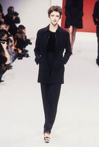 1421688478_MaxMara1997WomenRTW21.thumb.jpg.f19a7ae207ef626b2232a04f4de2a705.jpg