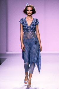 1489356019_AnnaSui1997WomenRTW33.thumb.jpg.b8466dede3ade62d69a4ceeee256870d.jpg