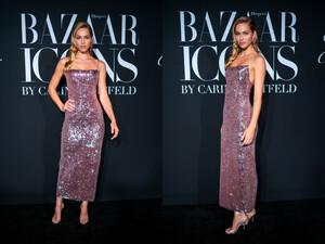 1885463609_CarolineKelley-HarpersBazaarIcons@PlazaHotelinNYC2019_09_06.thumb.jpg.65991c93862bcc3479013247e0265de9.jpg