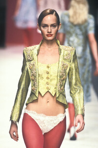 1892956419_ChristianLacroix1997WomenRTW73.thumb.jpg.81982c6cdb8df61d40ad4d7798d317ee.jpg