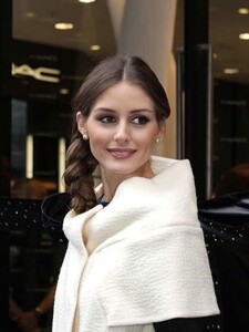 2048x2730--dba116282c33-assets-elleuk-com-thumbs-3626-1352391991-olivia-palermo-beauty-bazaar-opening-wenn-jpg.jpg