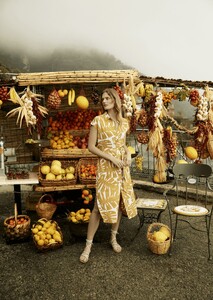 ml-summer-editorial-page-fr-xl-0 (5).jpg