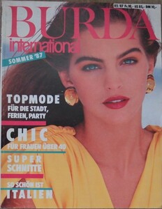 BurdaInternationalDe0287coverMaryMatthews.thumb.jpg.804e1f3d5c10ed1a97a352615831f6dc.jpg