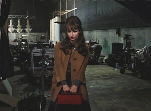 F_0018.jpg