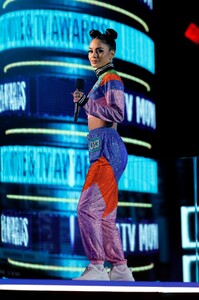 F_0127.jpg