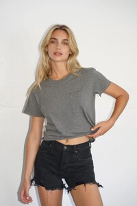 LNA-Raw-Edge-Vintage-Pocket-Tee-Grey_result.jpg