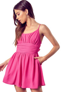 bow-back-romper-2-pink-fc51b400_l.thumb.jpg.d4796da2ce6250a94d87dad33c688257.jpg