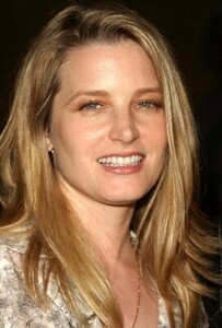 bridget_fonda_3.jpg