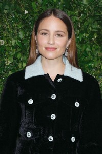 dianna-agron-chanel-artists-dinner-at-tribeca-film-festival-06-13-2022-3.thumb.jpg.01d865183b8d86e20e3fa93547834d34.jpg