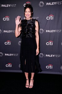 mandy-moore-this-is-us-screening-at-2022-paleyfest-8.thumb.jpg.76ad23db369065dfe6034aa059d52a80.jpg