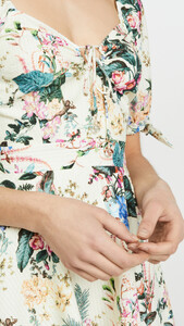 tlily3019211454_q5_2-0.jpg