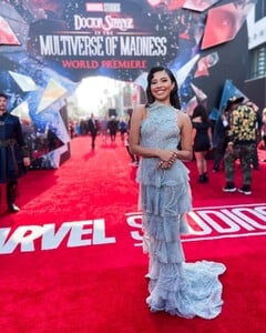 xochitl-gomez-at-doctor-strange-in-the-multiverse-of-madness-premiere-in-hollywood-05-02-2022-0.jpg